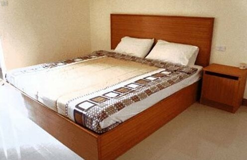 Baiboon Place Hotel & Convention Center - Photo2