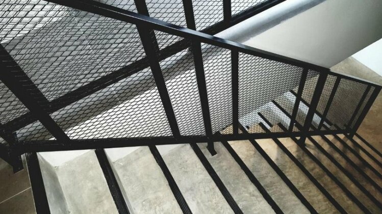 Saya Loft Hostel Lopburi - Photo2