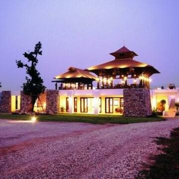 Manee Dheva Resort & Spa
