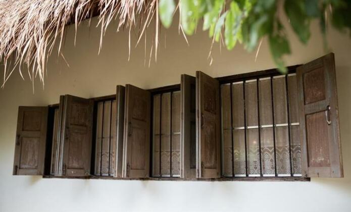 TongPun Escape Hostel - Photo2