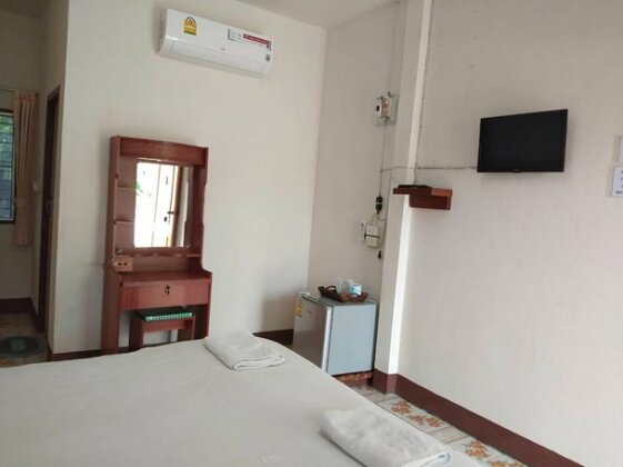 Sarm Mork Guest House - Photo3