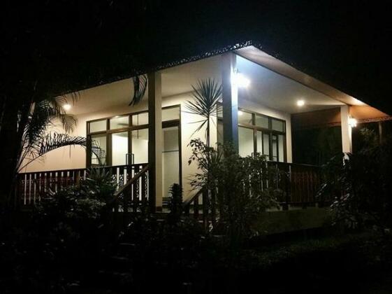 Ban Tai Samui Bungalows