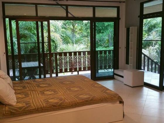 Ban Tai Samui Bungalows - Photo4