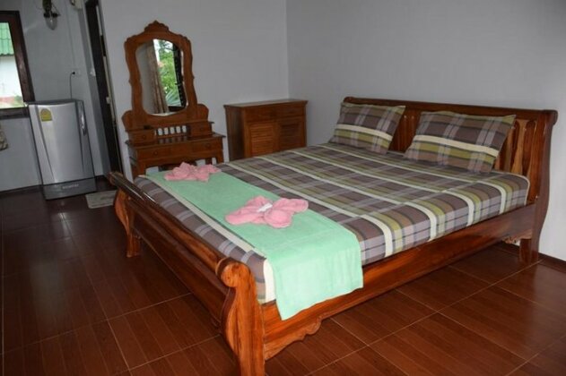 Bang Por Resort - Photo3
