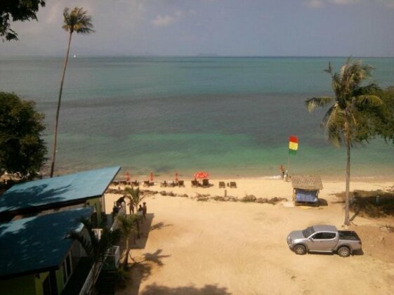 Freedom Beach - Photo5