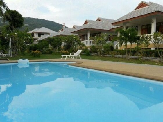 Krisada Beach Resort - Photo2