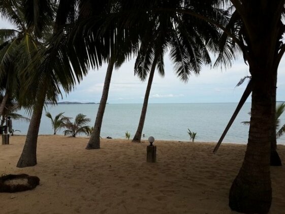 Shangrilah Bungalow - Photo2