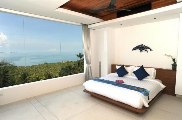 The Blue View - Photo4