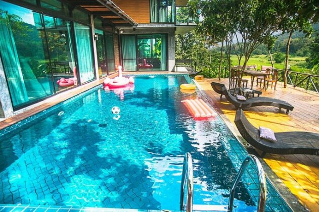 Luxury swimming pool villa with doi suthep view 5BR - Photo2