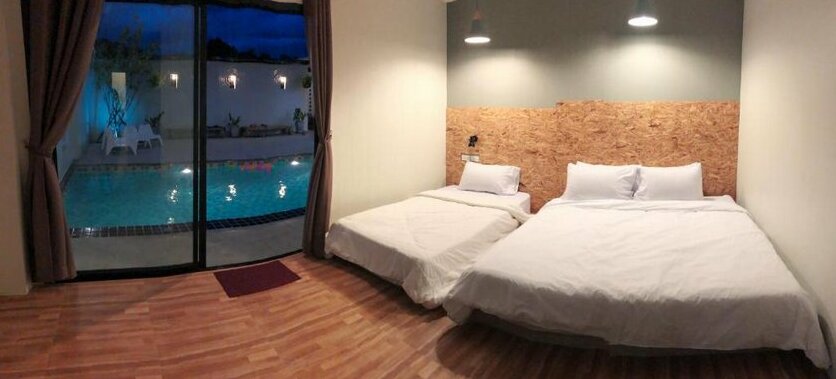 Maerim Pool House by KOLME - Photo5