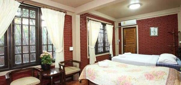 Phatcharaporn Resort - Photo2