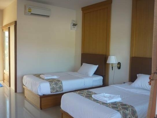Phetcharat Grand Hotel Maesot - Photo4