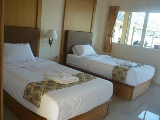 Phetcharat Grand Hotel Maesot - Photo5