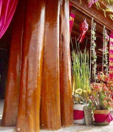 Thai Teak Palace - Photo4