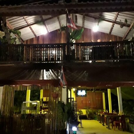 Homestay - Traditional Thai Style Farmhouse - Photo2