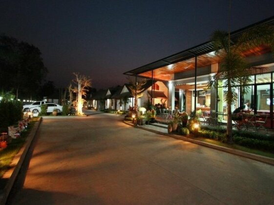 Phakawan Hotel - Photo2