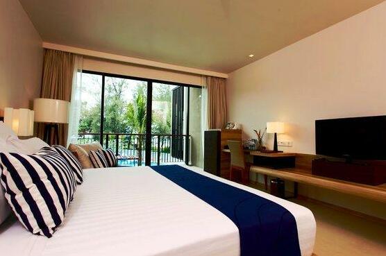 Holiday Inn Resort Phuket Mai Khao Beach - Photo4