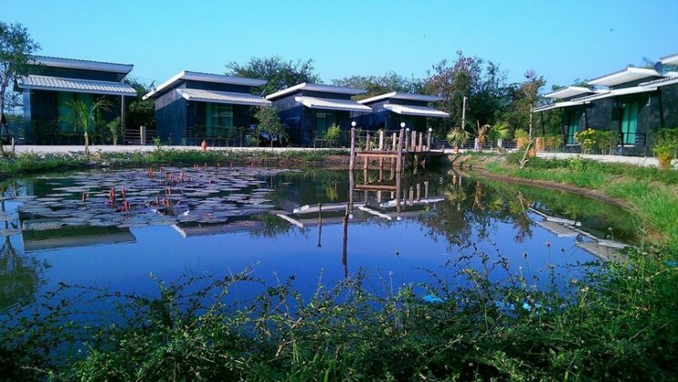 Baan Tonjaeng Resort