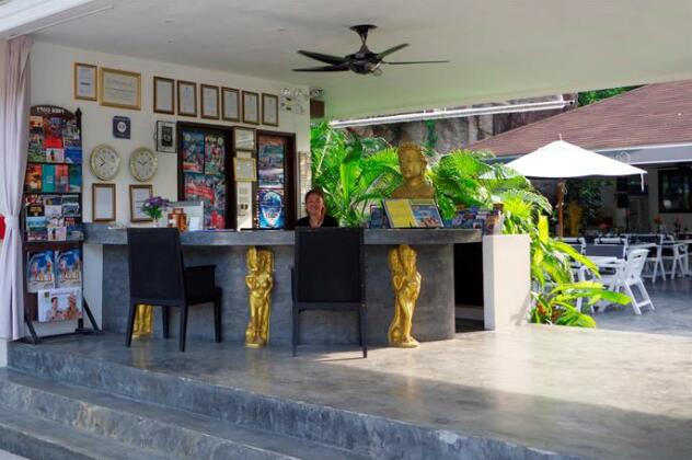 CoconutsPalm Resort - Photo5