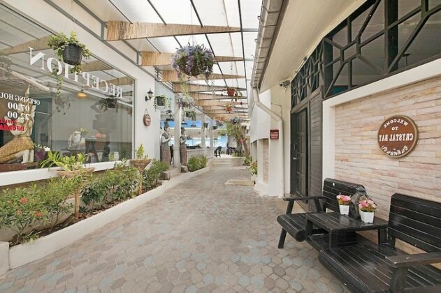 Crystal Bay Beach Resort - Photo4