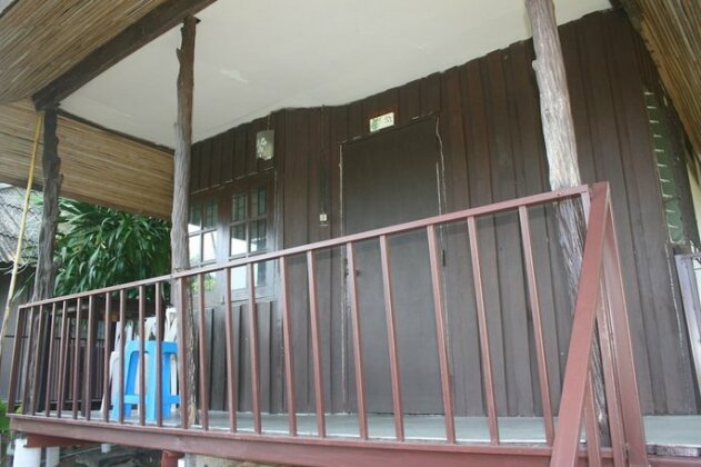 Green Canyon Hip & Cheap Resort - Photo4