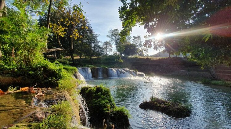 The Waterfall Muak Lek - Photo2
