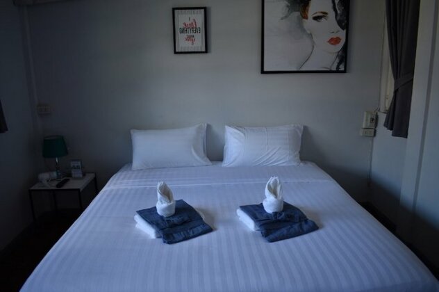 Maya Bed and Food Hostel - Photo5