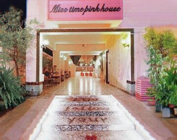 Miss Time Pink House