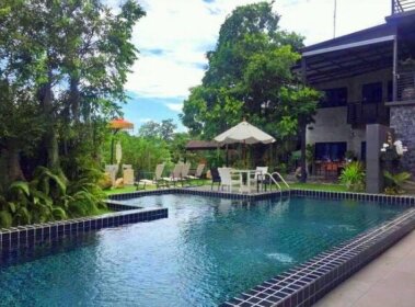 Riverside Luxury Pool Villa 88 Place Chiang Mai