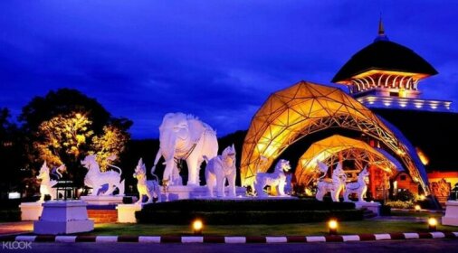 Rom Sak Resort