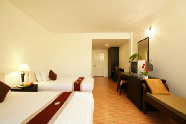 Home and Hill Resort - Photo4
