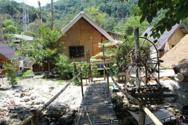 Doi Maejam Riverside Home - Photo4