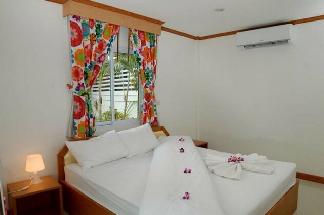 Hotel Supree by Mumsabai - Photo3