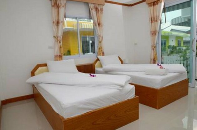 Hotel Supree by Mumsabai - Photo5