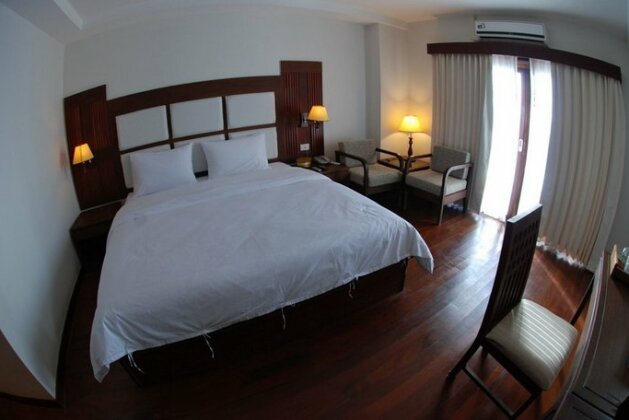 River City Hotel - Photo2