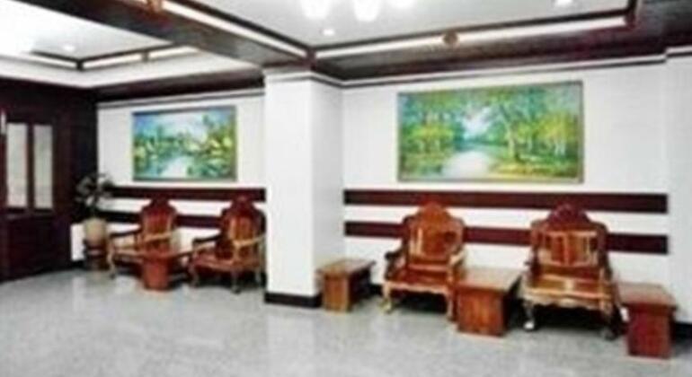 Riverfront Hotel Mukdahan - Photo4