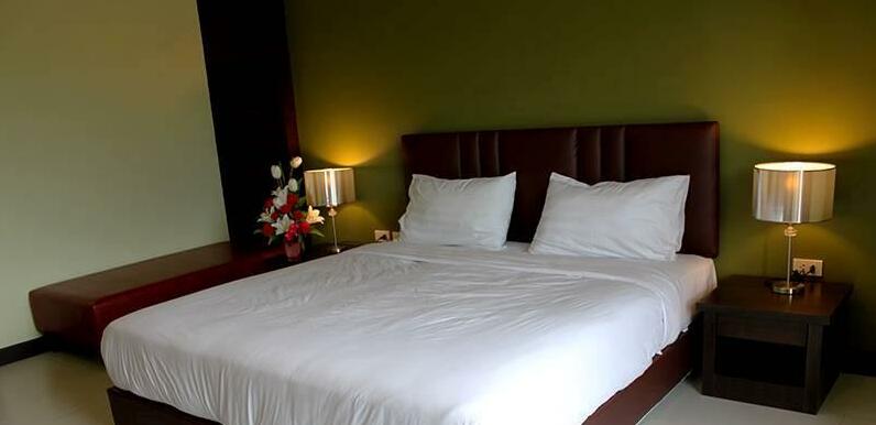 Villa Thiwa Hotel - Photo3
