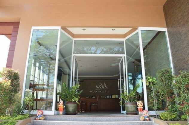 NP Residence - Photo2