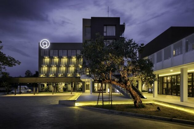 R-Photo hotel