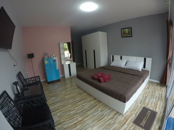 R2 Apartment Service - Photo2