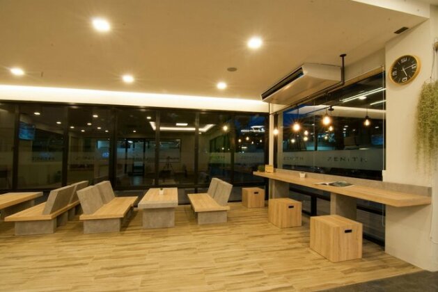 The Zenith Residence Hotel - Photo5