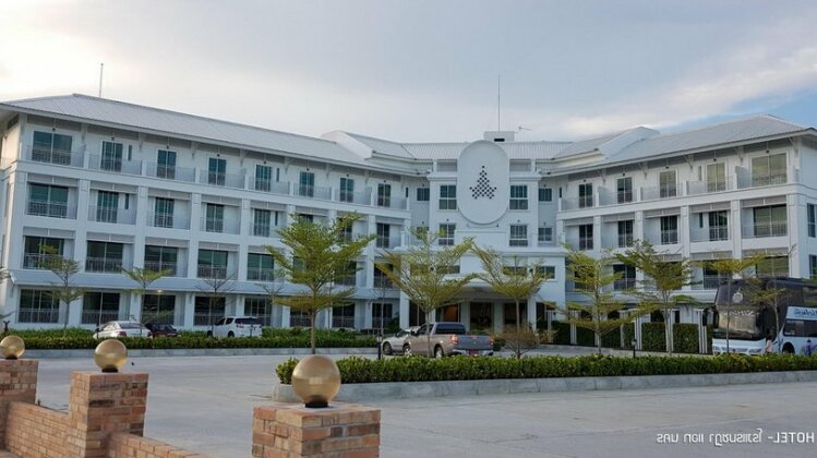 Chada@Nakhon - Photo2