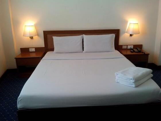 Thaksin Hotel - Photo4
