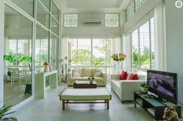 The Terrace Hotel - Photo3