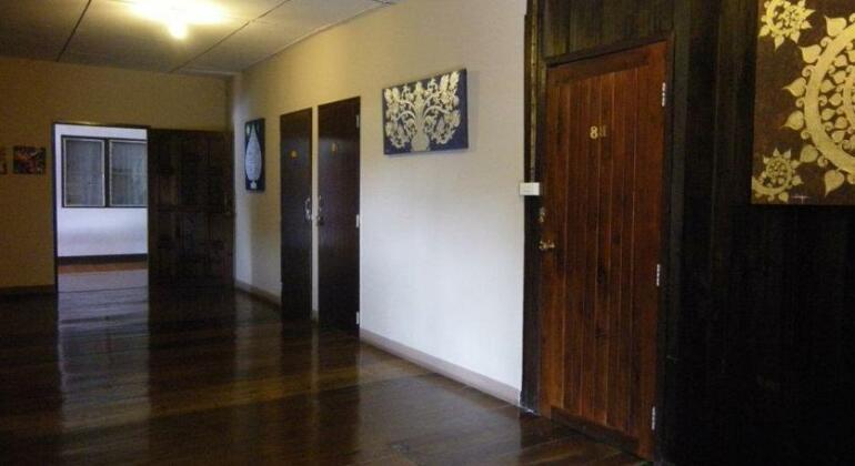 Nan Guest House - Photo3