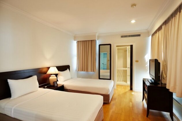 Riverine Place Hotel and Residence - Photo5