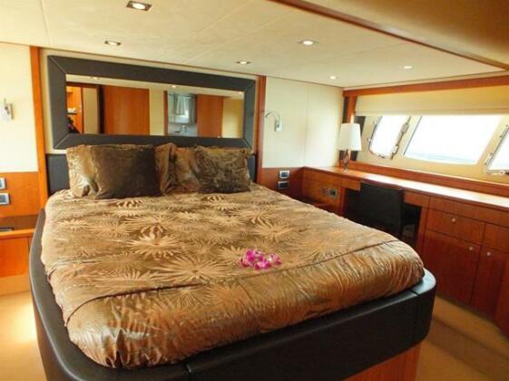 Maikhao Dream Luxury Yacht