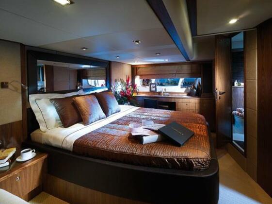 Maikhao Dream Luxury Yacht - Photo4