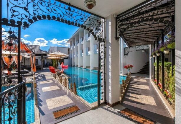 Ai Pai Hotel - Photo2