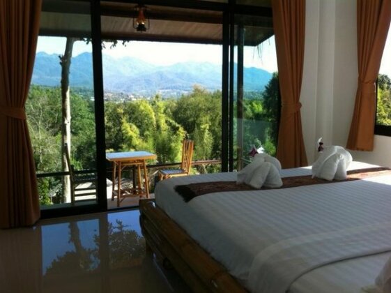 Chang Pai Hill - Photo2